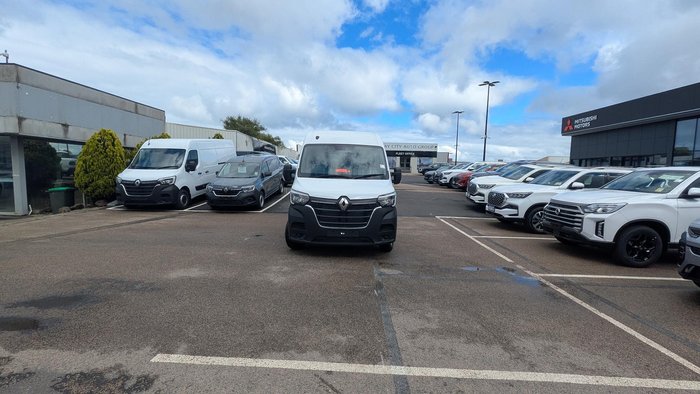 2025 Renault Master Pro 110kW