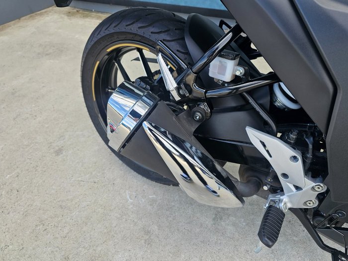 2024 Suzuki GIXXER Black