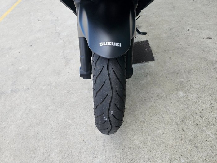 2024 Suzuki GIXXER Black