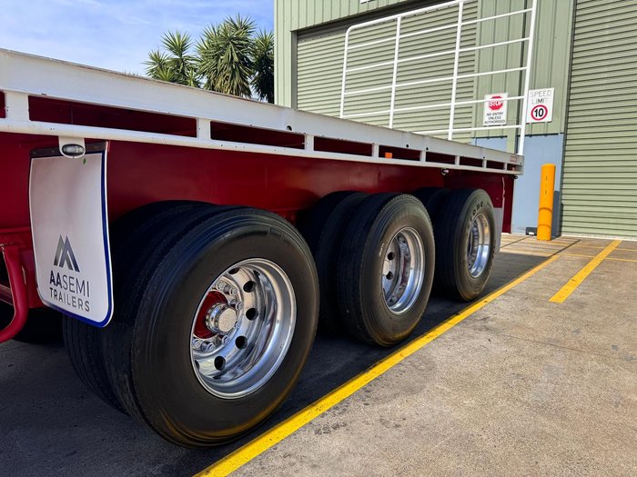 2006 Barker St3 12.5M Semi Bpw/ Rt