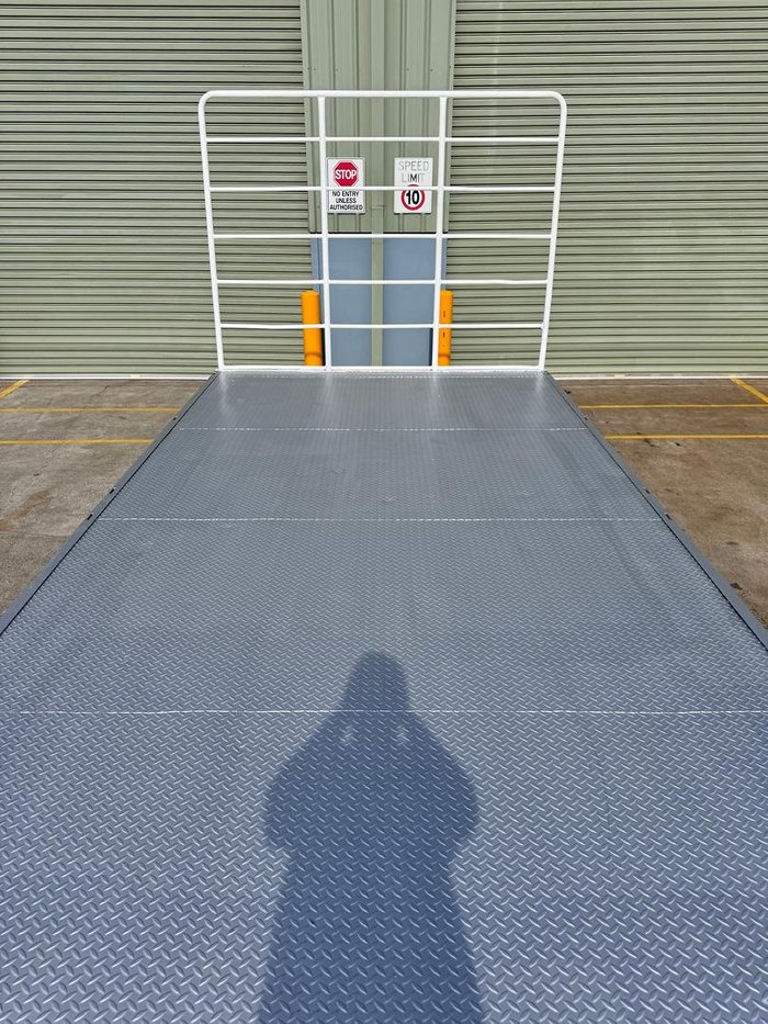 2006 Barker St3 12.5M Semi Bpw/ Rt