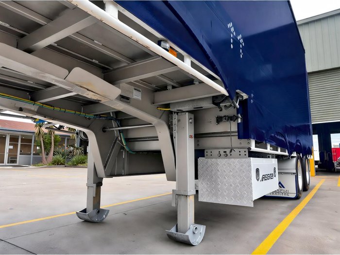 2013 Maxitrans St2 16 Pallet Drop Deck Mezzaine Ezi-Liner