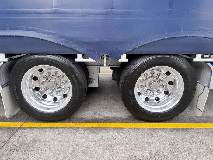 2013 Maxitrans St2 16 Pallet Drop Deck Mezzaine Ezi-Liner