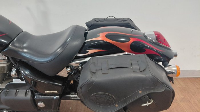 2006 Honda VTX1800C Black/red