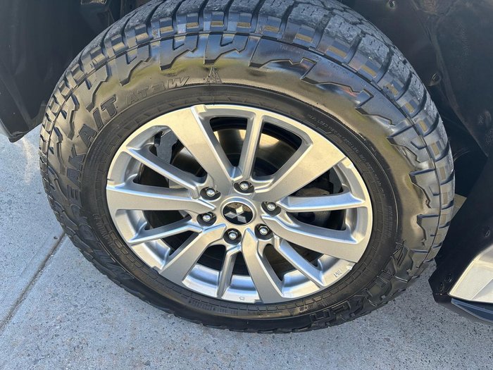 2018 Mitsubishi Pajero Sport GLX QE MY19 4X4 Dual Range Titanium