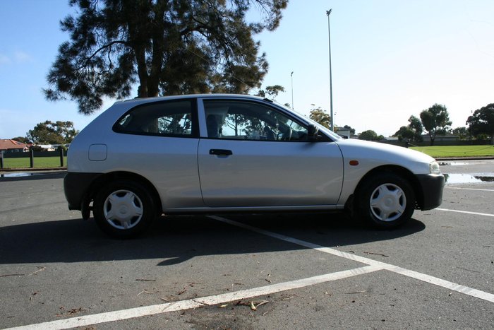 2003 Mitsubishi Mirage CE MY02 Satellite Silver