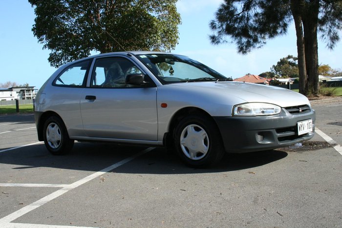 2003 Mitsubishi Mirage CE MY02 Satellite Silver