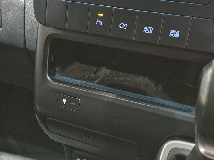 2021 Hyundai STARIA LOAD