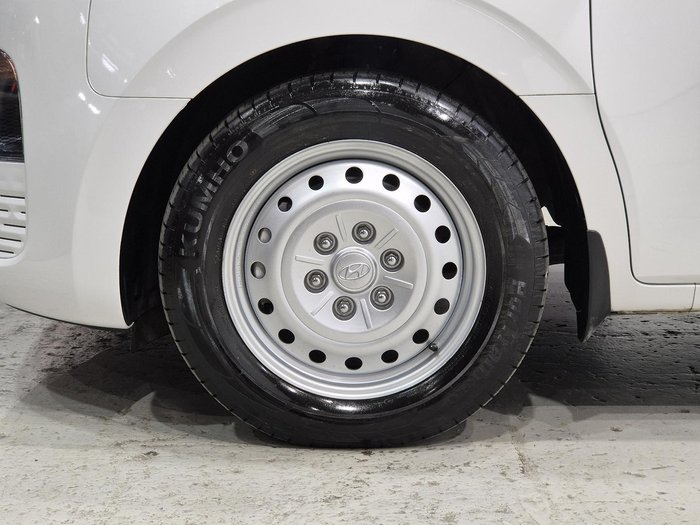 2021 Hyundai STARIA LOAD