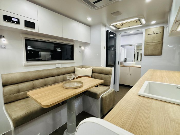 2025 Wonderland RV Amaroo 19Ft Rear Entry Door