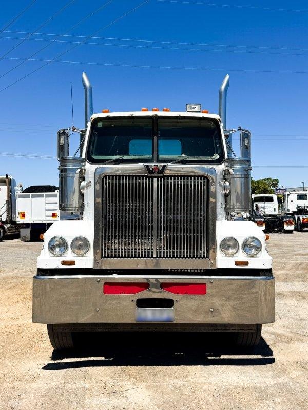 2010 Western Star 4800 Fx 6X4 Day Cab Prime Mover **Pto Hydraulics**