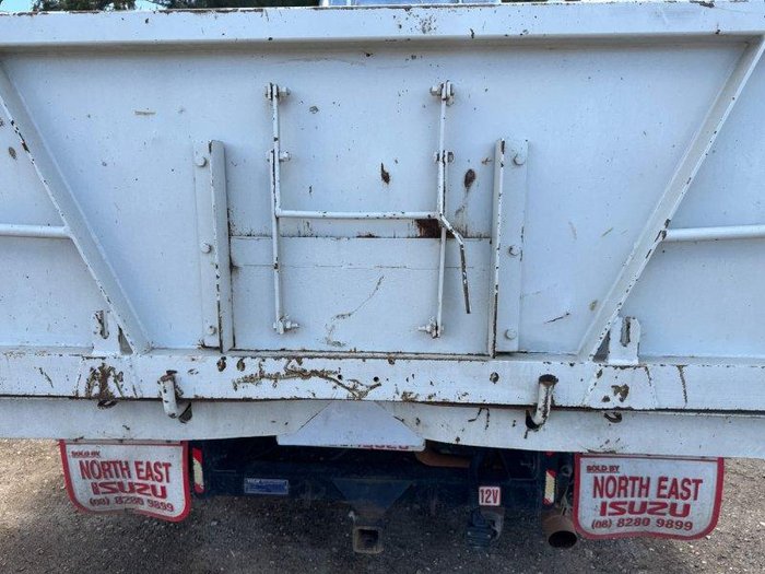 2017 Isuzu Npr 75/190 Crew Cab Tipper