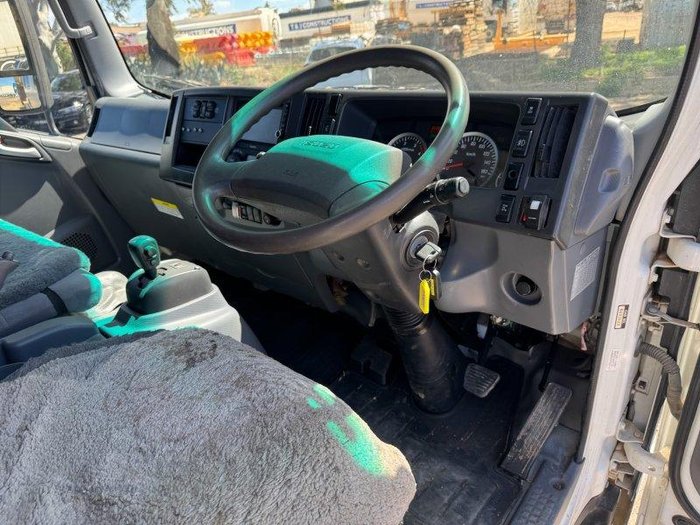 2017 Isuzu Npr 75/190 Crew Cab Tipper