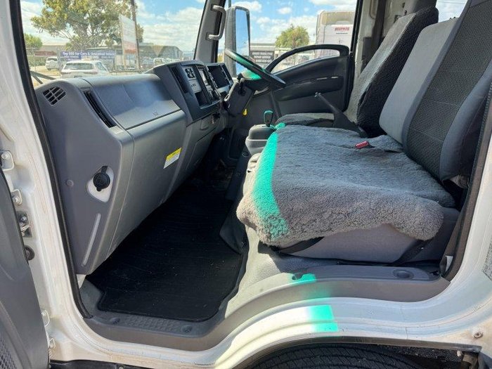 2017 Isuzu Npr 75/190 Crew Cab Tipper