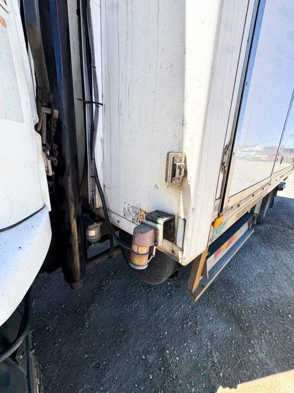 2008 Mitsubishi Fuso Fighter Fk 4X2 8 Pallet Fridge Truck