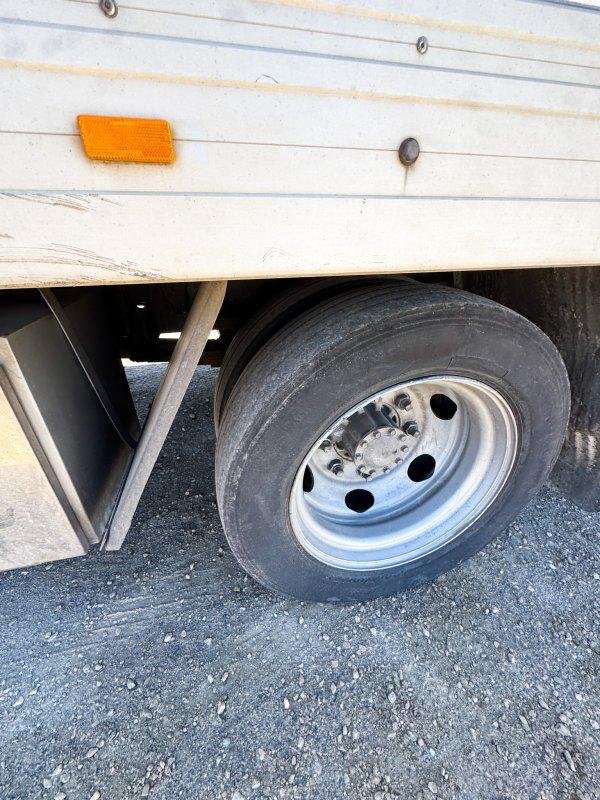 2008 Mitsubishi Fuso Fighter Fk 4X2 8 Pallet Fridge Truck