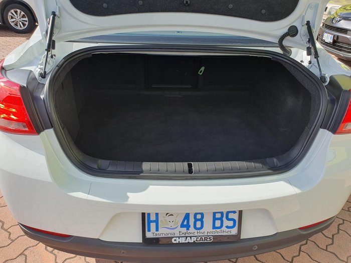 2014 Holden Commodore Evoke VF MY14 Heron White