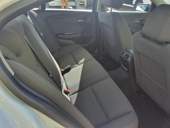 2014 Holden Commodore Evoke VF MY14 Heron White