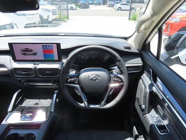 2025 LDV D90 Executive