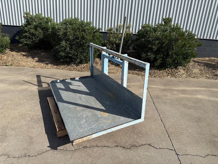 2010 Unknown 6ft Carryall