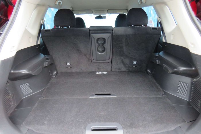 2014 Nissan X-TRAIL TS