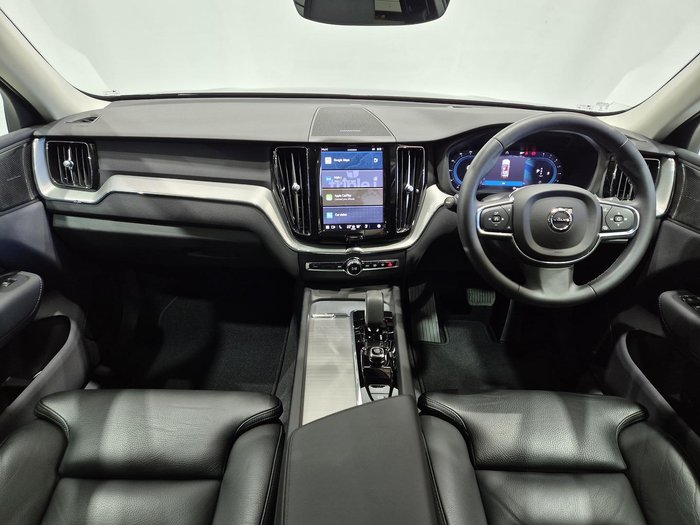2023 Volvo XC60 Plus B5 MY23 AWD Onyx Black