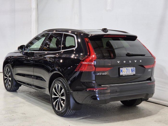 2023 Volvo XC60 Plus B5 MY23 AWD Onyx Black