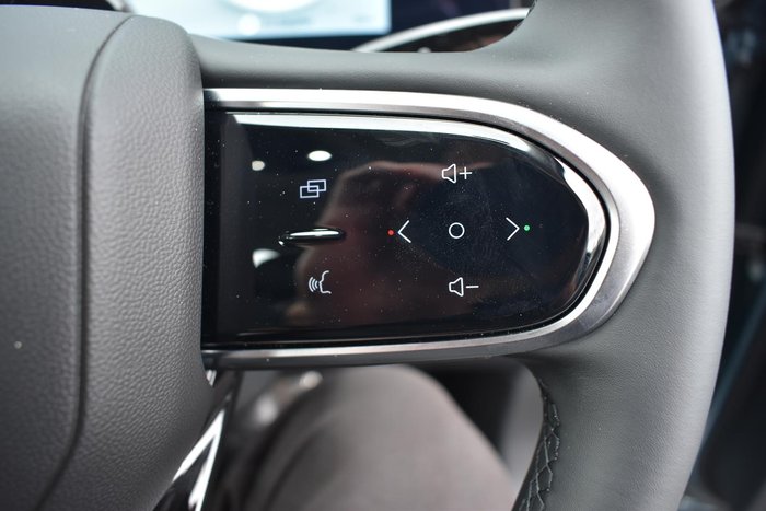 2025 Jaecoo J8 Track