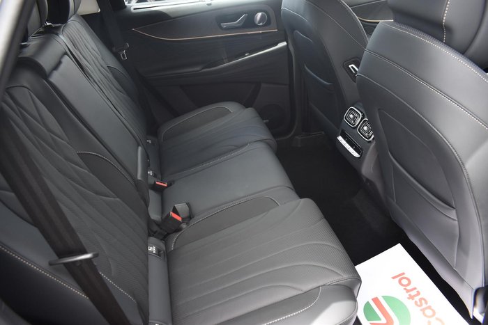 2025 Jaecoo J8 Track