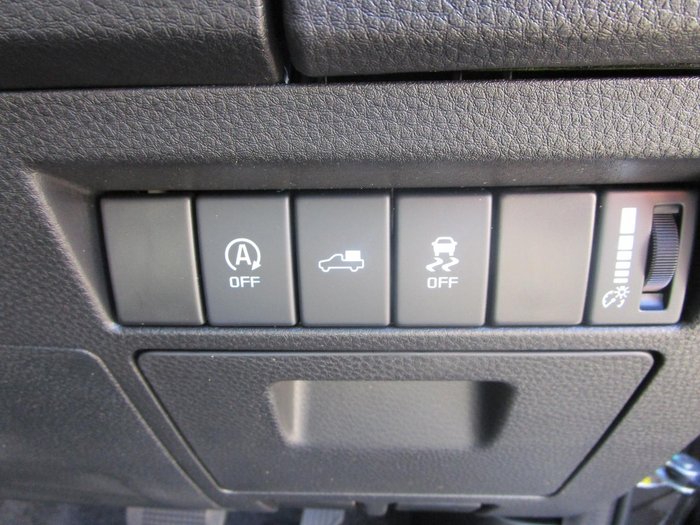 2025 Isuzu D-MAX X-TERRAIN