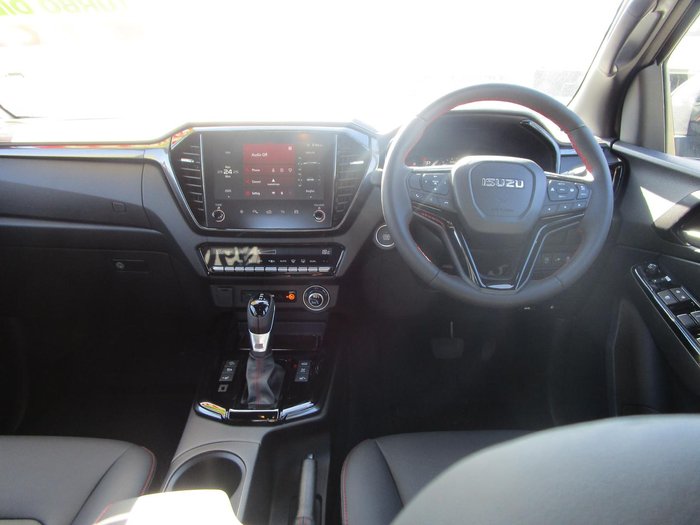 2025 Isuzu D-MAX X-TERRAIN