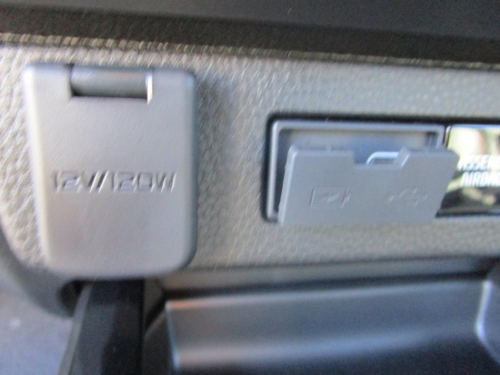 2025 Isuzu D-MAX X-TERRAIN