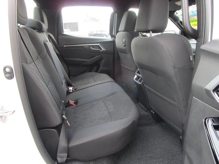 2025 Isuzu D-MAX LS-U