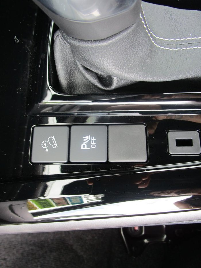 2025 Isuzu D-MAX LS-U