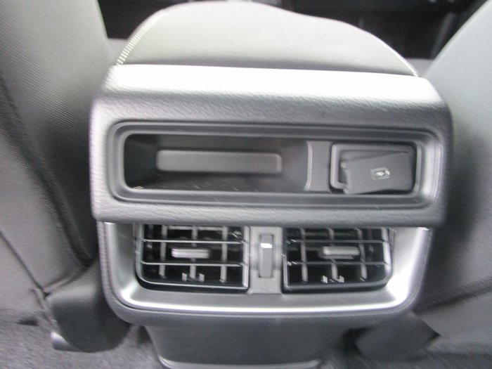 2025 Isuzu D-MAX LS-U