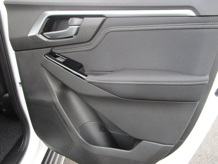 2025 Isuzu D-MAX LS-U