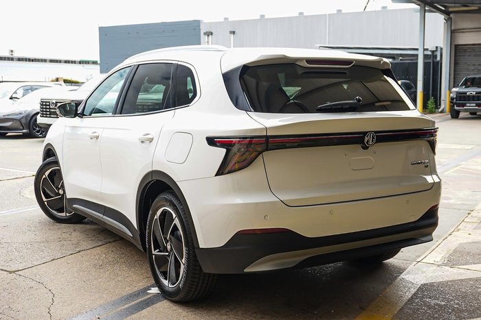 2025 MG MGS5 EV Essence 62