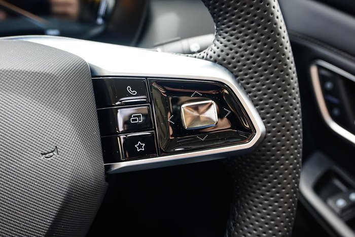 2025 MG ZS Essence Turbo