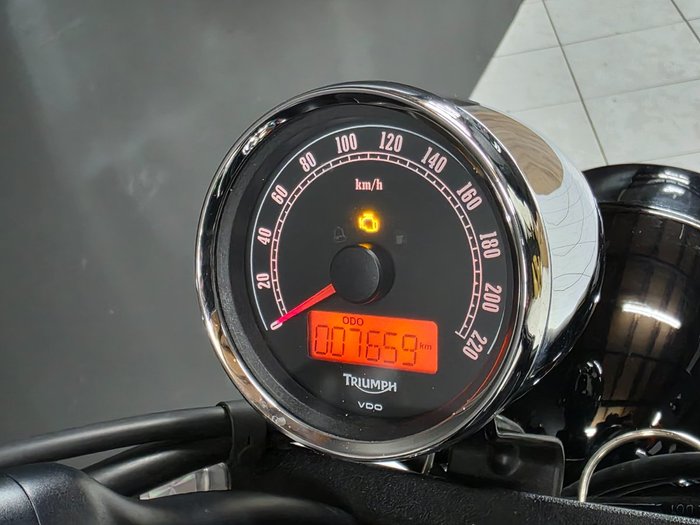 2014 TRIUMPH SPEEDMASTER Grey