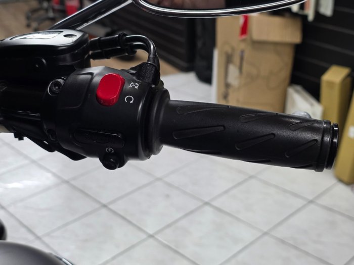 2014 TRIUMPH SPEEDMASTER Grey