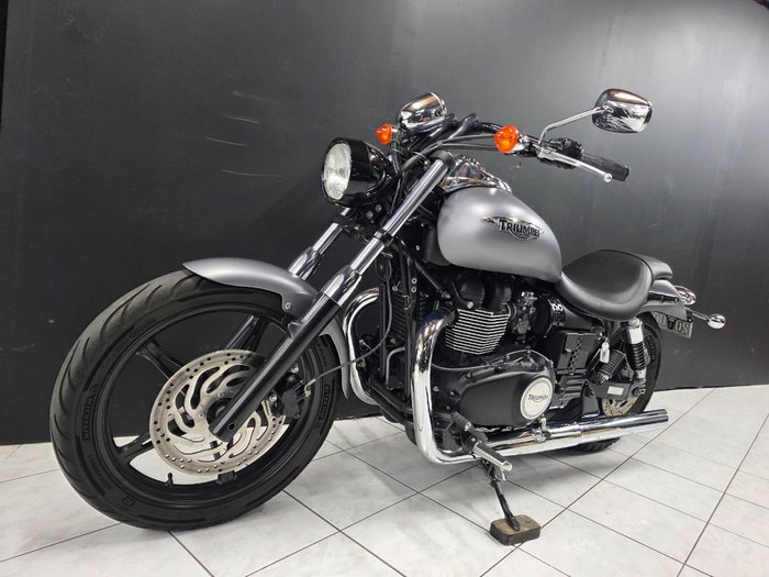 2014 TRIUMPH SPEEDMASTER Grey