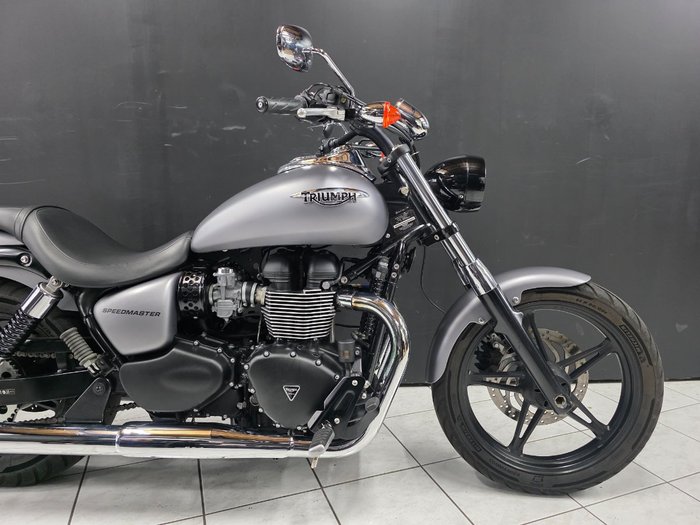 2014 TRIUMPH SPEEDMASTER Grey