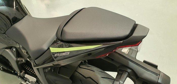 2025 Kawasaki Ninja ZX-6R ABS (636) Ninja Grey