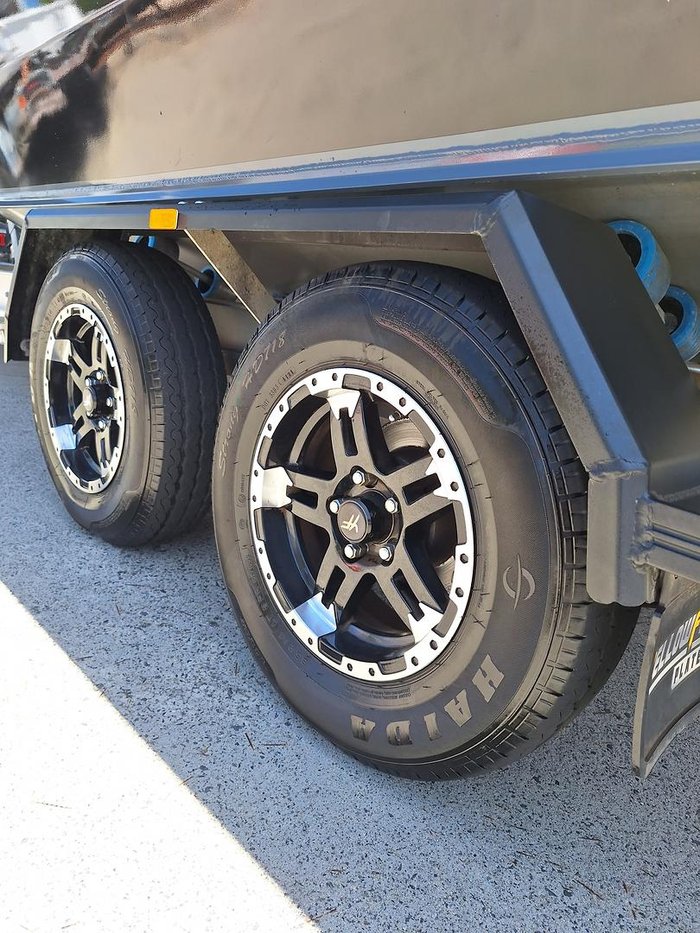 2021 Yellowfin 6500 HT