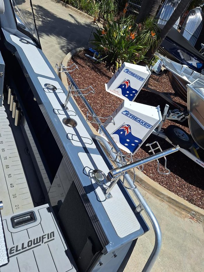 2021 Yellowfin 6500 HT