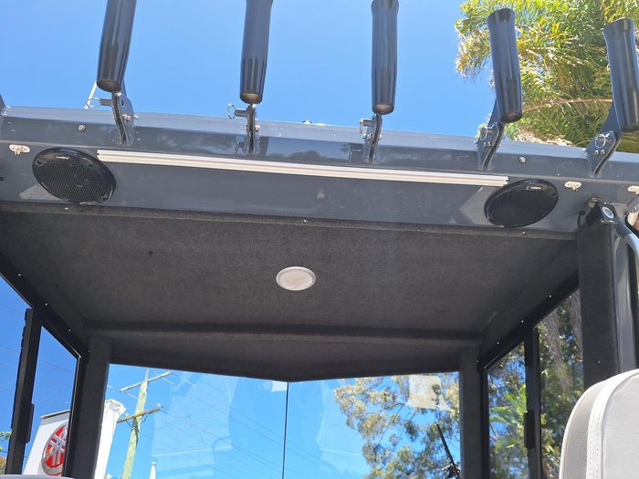 2021 Yellowfin 6500 HT