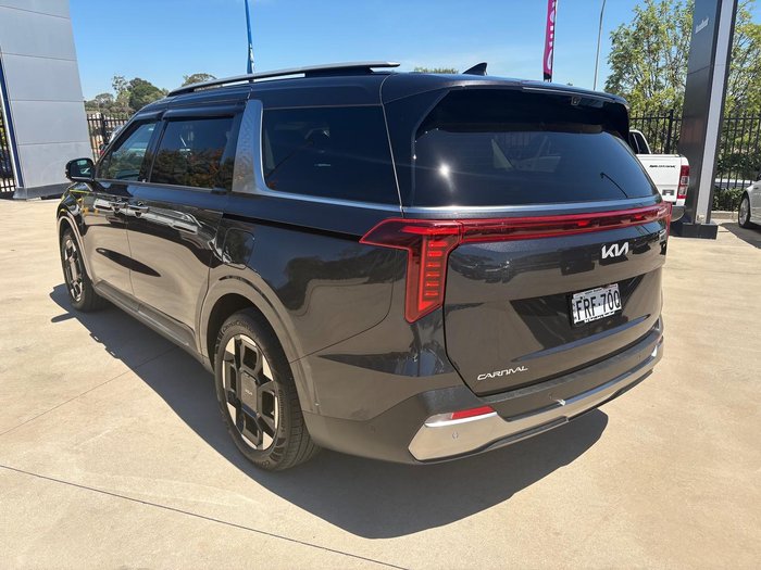 2024 Kia Carnival GT-Line