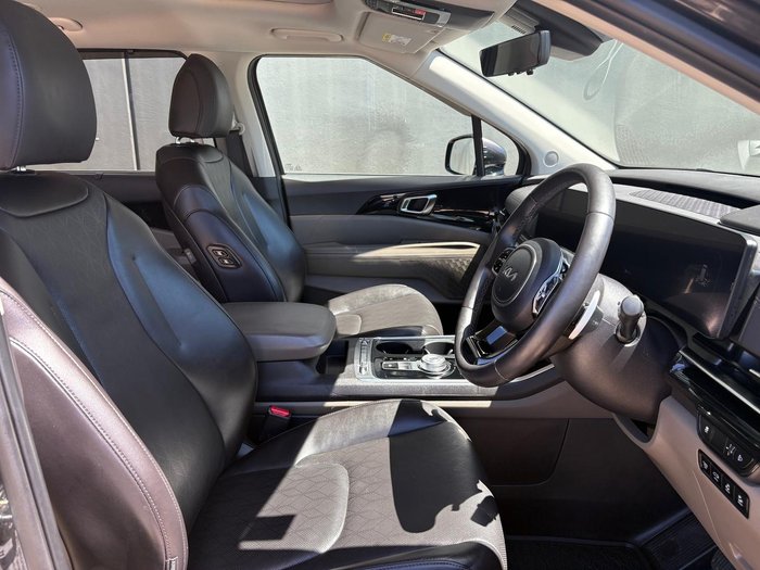 2024 Kia Carnival GT-Line