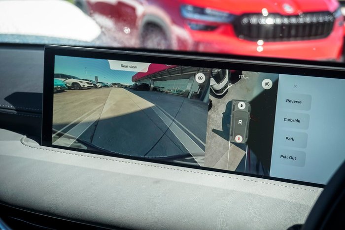 2025 MG IM6 Performance