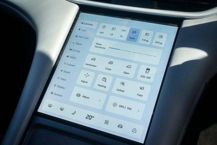 2025 MG IM6 Performance